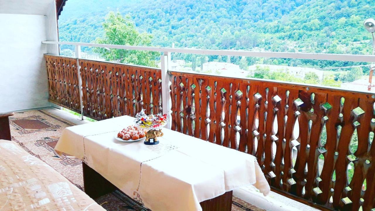 Bella Dilijan Hotel Bagian luar foto
